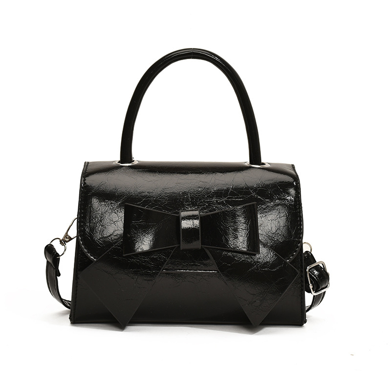 Womens Musubi Shoulder Bag  |  Bags Bags Bags